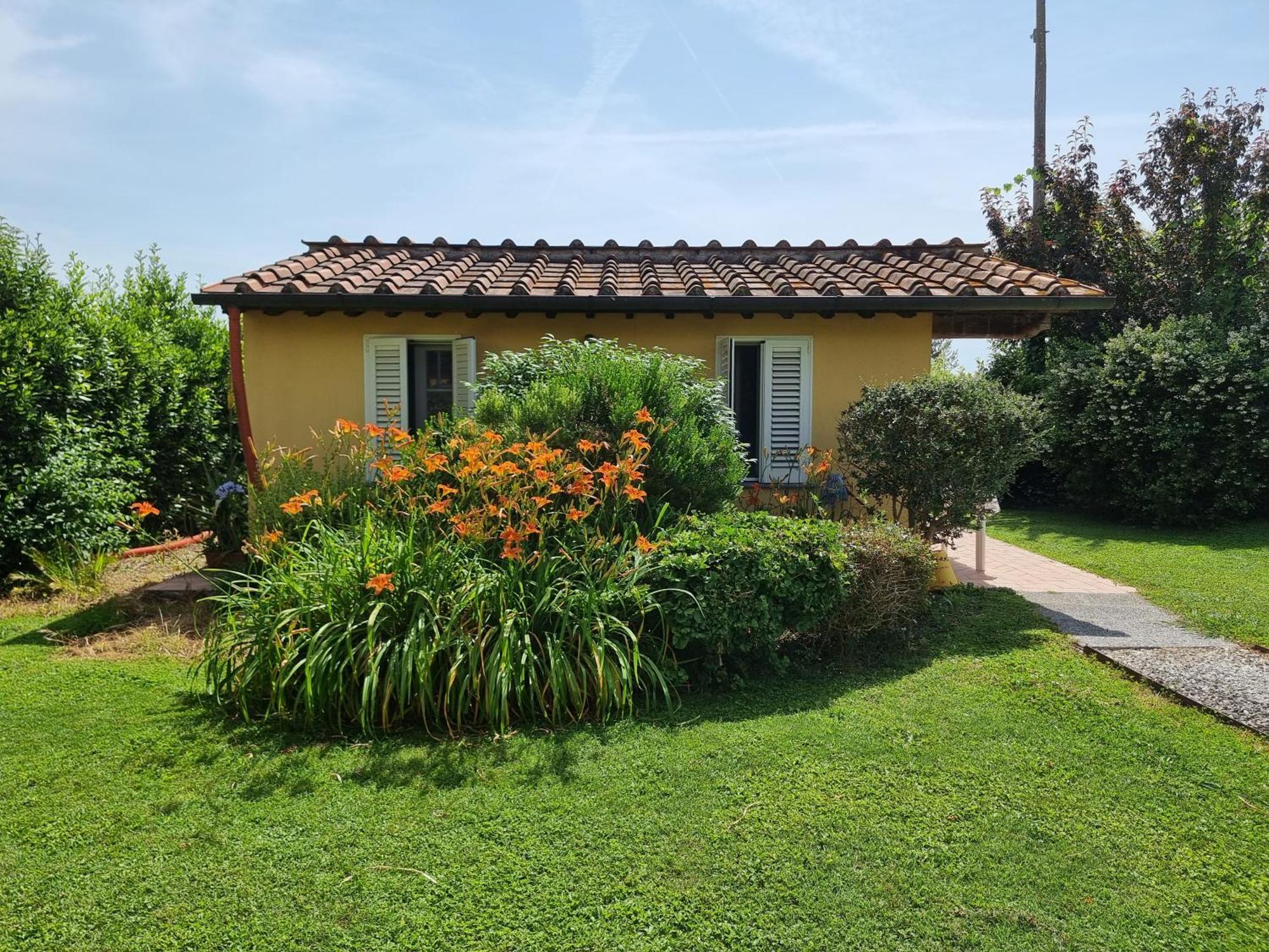 Piscina Privata Tiger Home, Toscana Капанари Екстериор снимка